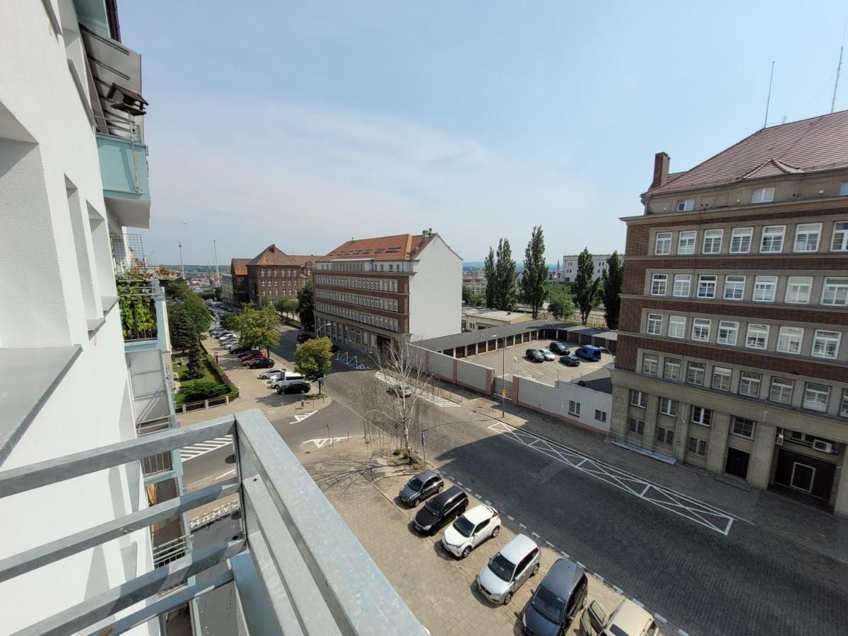 Апартаменты Sloneczny Apartament Przy Filharmonii, Walach Chrobrego Щецин Экстерьер фото